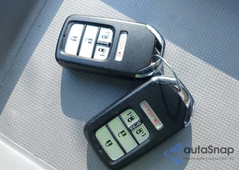 2016 Honda Odyssey Se z USA, uszkodzony, nr VIN 5FNRL5H37GB166764